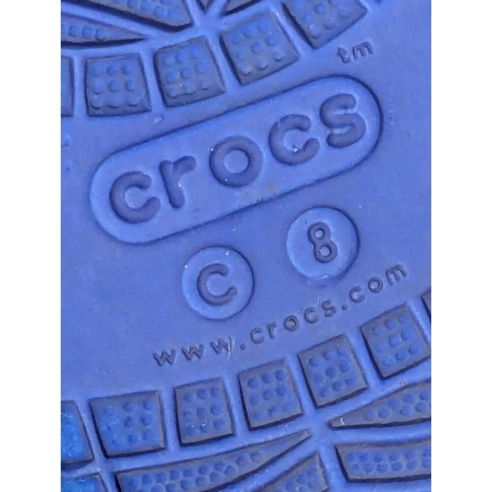 CROCS bump it